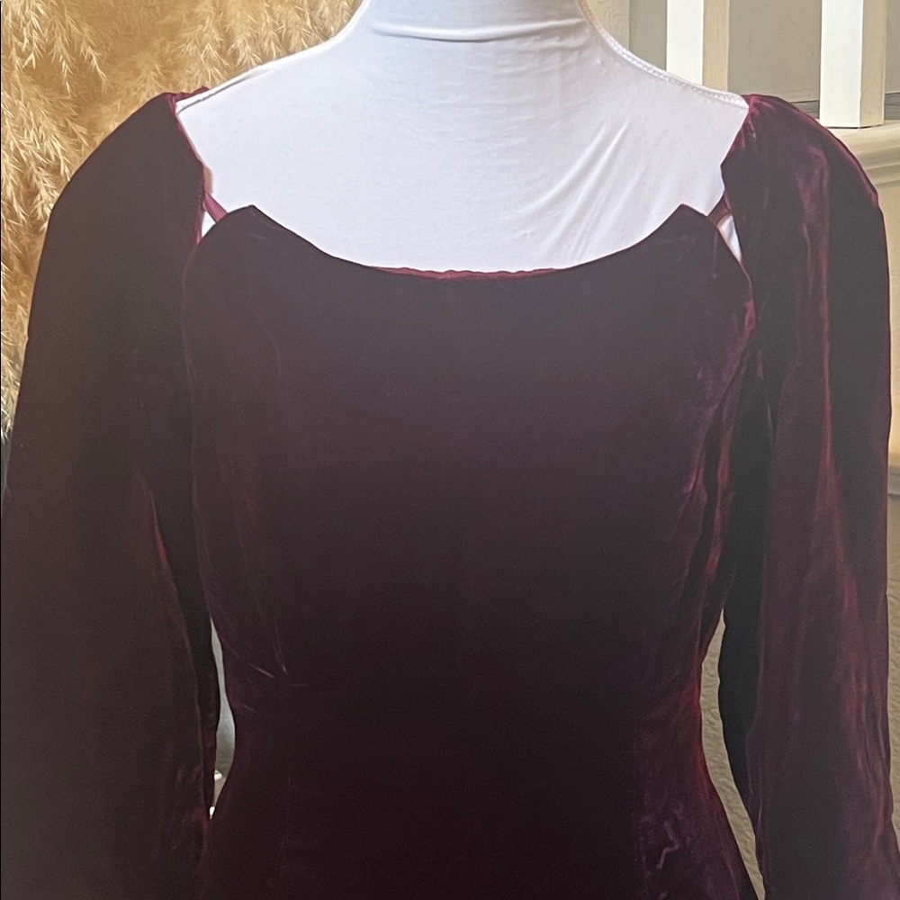 David Fielden Vintage Burgundy Velvet Midi Dress Size 12 - Picture 2 of 7